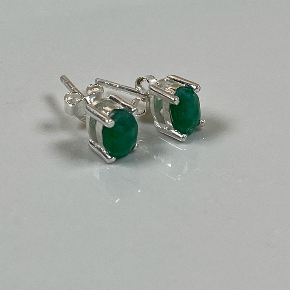 Solid 925 Sterling Silver Oval Emerald Gemstone S… - image 1